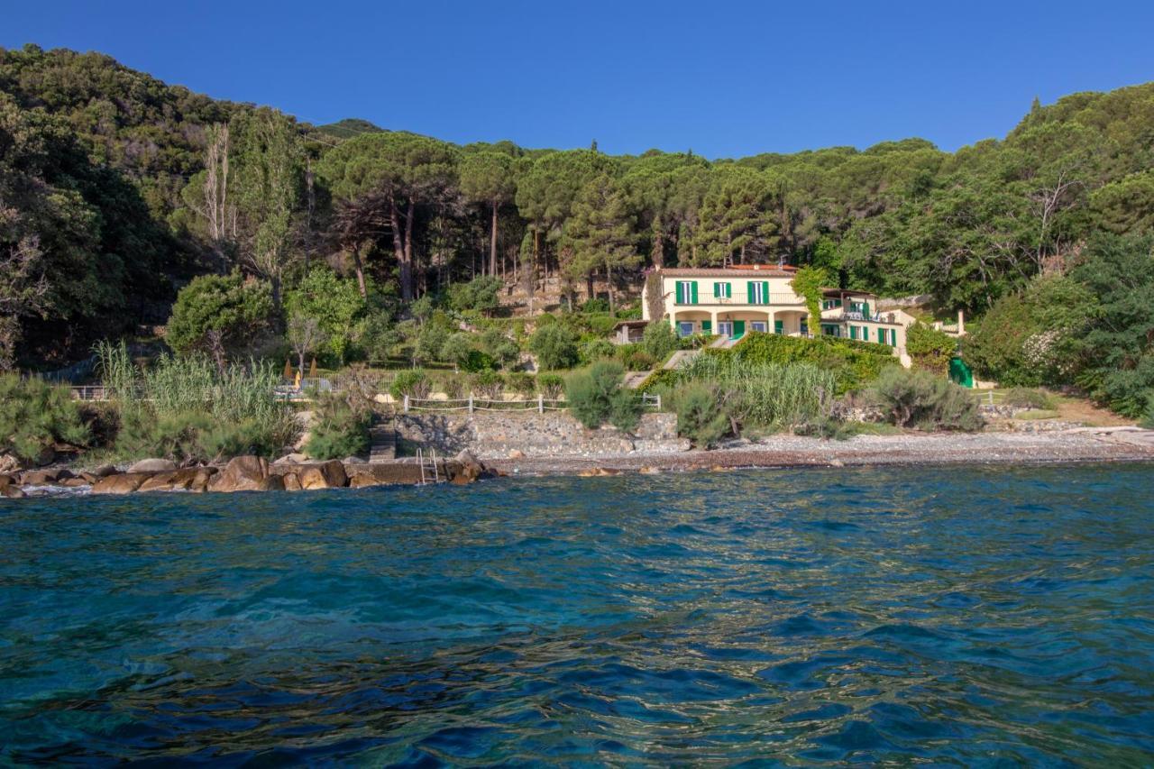 Villa Le Sprizze A Bordo Del Mare - Goelba Marciana Marina  Exterior photo
