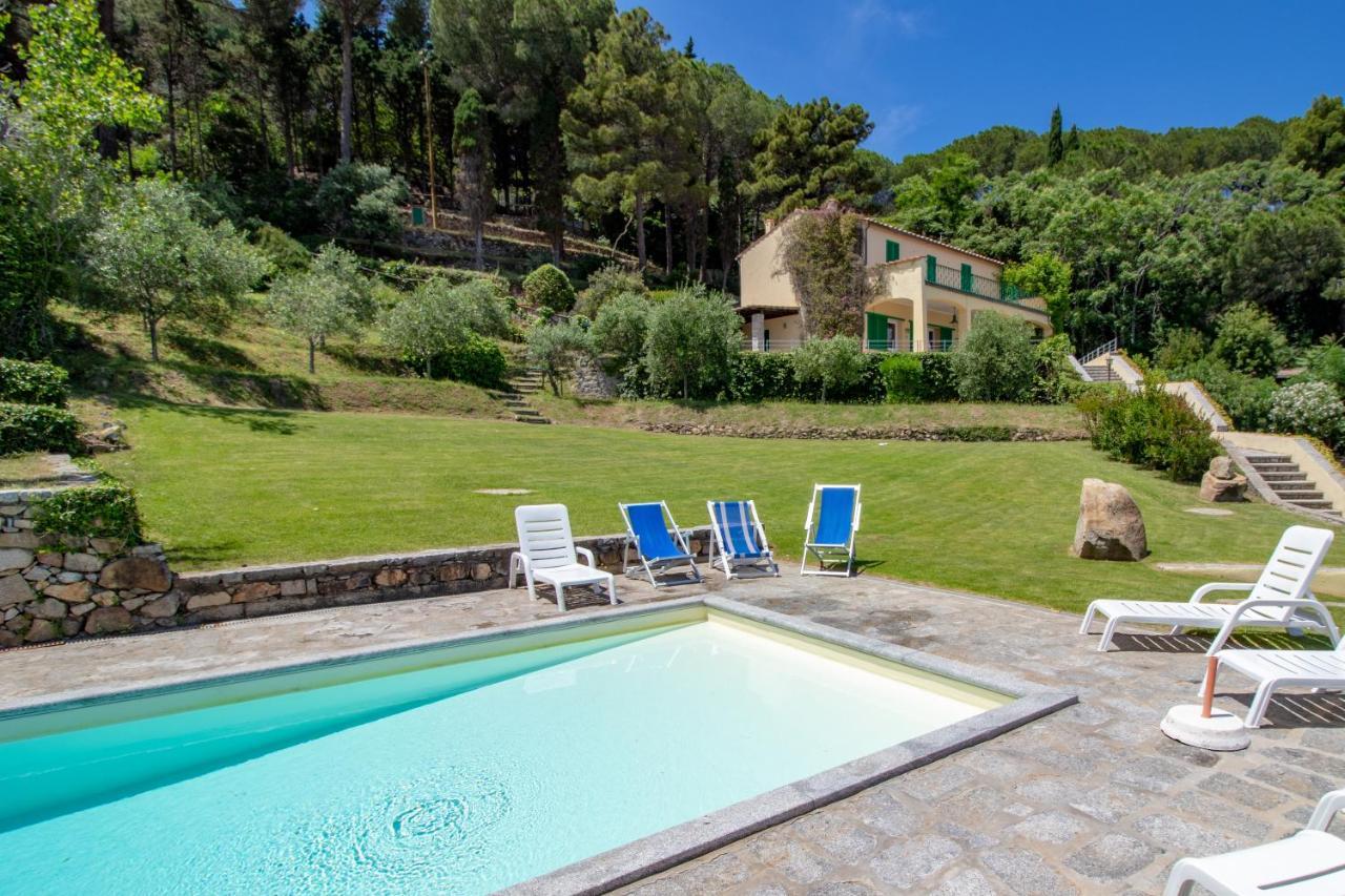Villa Le Sprizze A Bordo Del Mare - Goelba Marciana Marina  Exterior photo