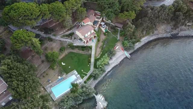 Villa Le Sprizze A Bordo Del Mare - Goelba Marciana Marina  Exterior photo